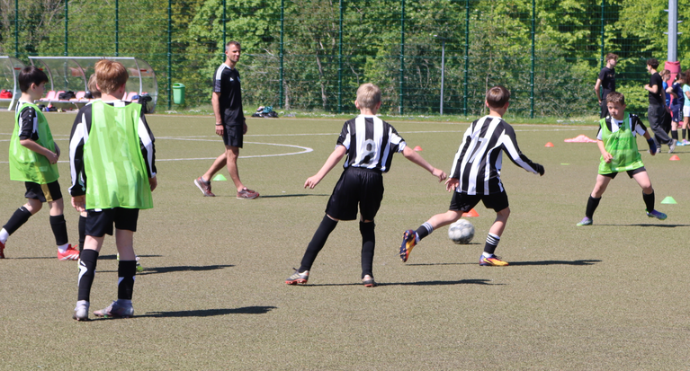Sport und Schule: Deine Meinung ist gefragt!
