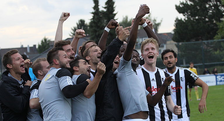 Facebook-Bildergalerie: Meister und Aufsteiger 2019