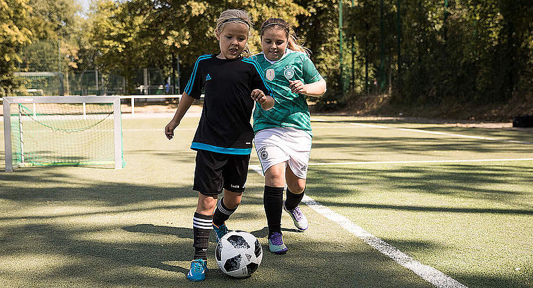 Jetzt mitmachen: Tag des Mädchenfußballs 2025 geht in die Verlängerung!