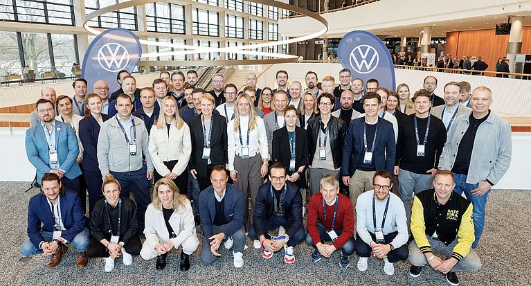 Volkswagen und DFB bei der SPOBIS Conference: Im Doppelpass für den Fußball der Frauen