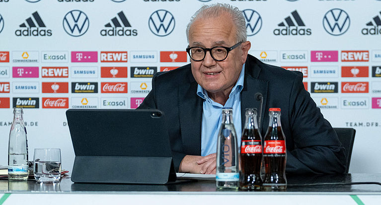 DFB-Umfrage: Große Treue, Sehnsucht und Herausforderungen