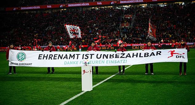 Bayer 04-Ehrenamtspreis 2026: Jetzt bewerben!