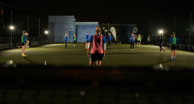 Trainingseinheit über den Dächern Kölns: Die FVM-Bildergalerie