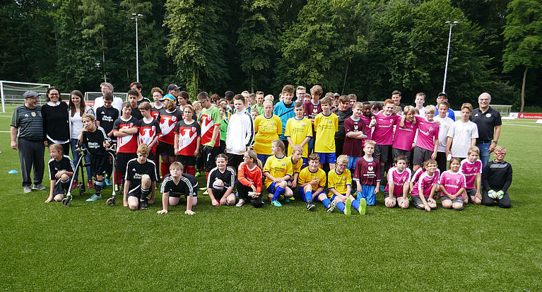 FußballFreunde-Cup West 2018: Überall nur Sieger