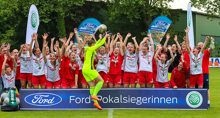 FVM-Finaltag der Mädchen und Frauen: Drei Kölner Teams jubeln