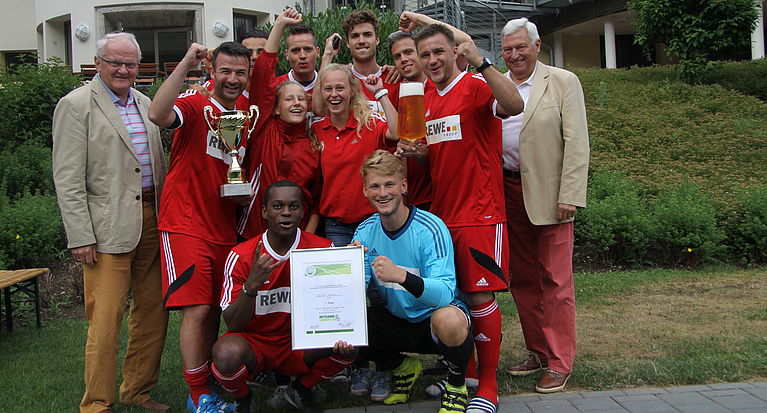 Die REWE Group gewinnt den 4. Mittelrhein-Company-Cup