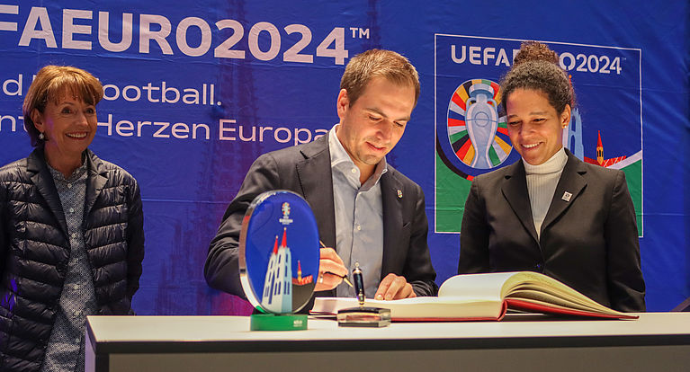 UEFA EURO 2024: "Aufbruchstimmung": Köln stellt Planungen vor