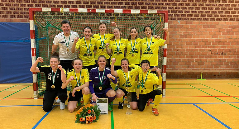 Alemannia Aachen krönt sich zum Sieger des FVM-Hallenpokals der Frauen