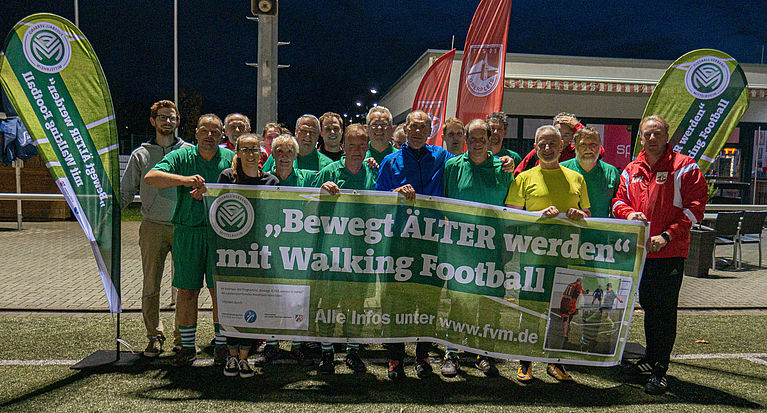Walking Football beim TuS 05 Oberpleis: Ein gelungener Geh-Fußball-Auftakt