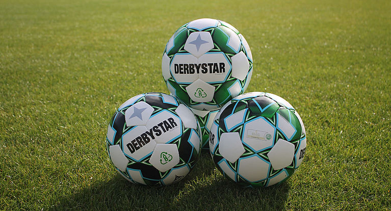 Bitburger-Pokalfinale: Spielball aus recycelten PET-Flaschen