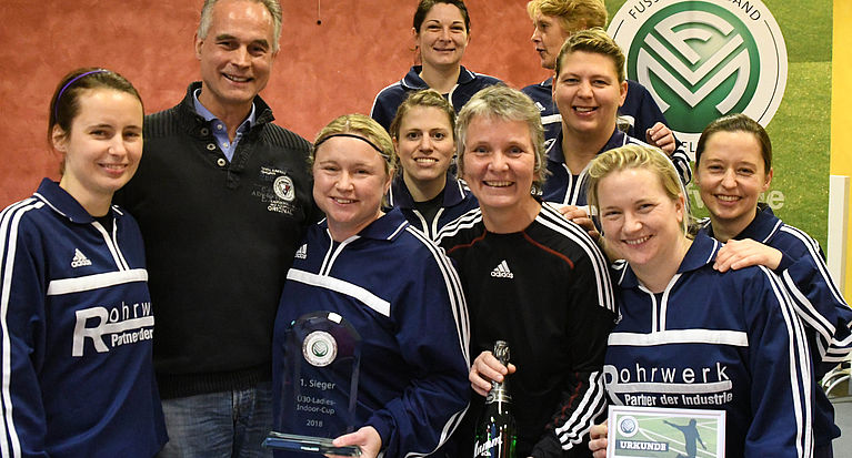FC St. Augustin holt Ü30-Ladies Cup