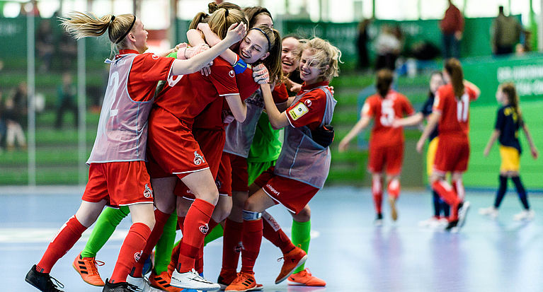 Startschuss bei den Futsal-Cups der Juniorinnen