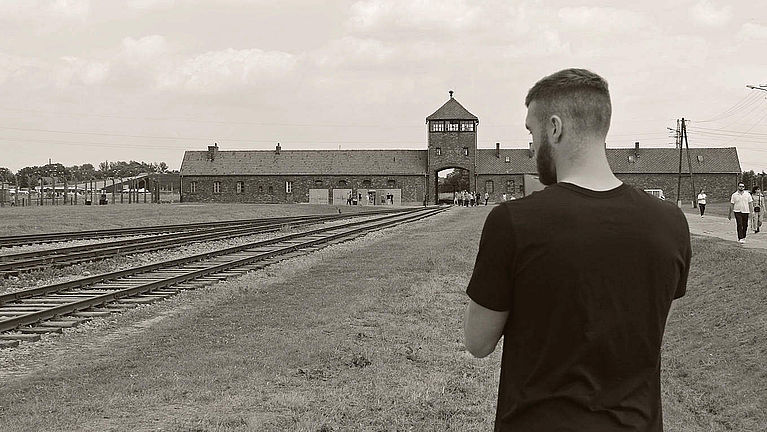 Gedenkstättenfahrt "Auf den Spuren von Julius Hirsch": Teilnehmer gesucht