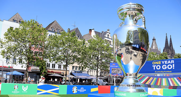 UEFA EURO 2024: Trophy tourt durch FVM-Vereine